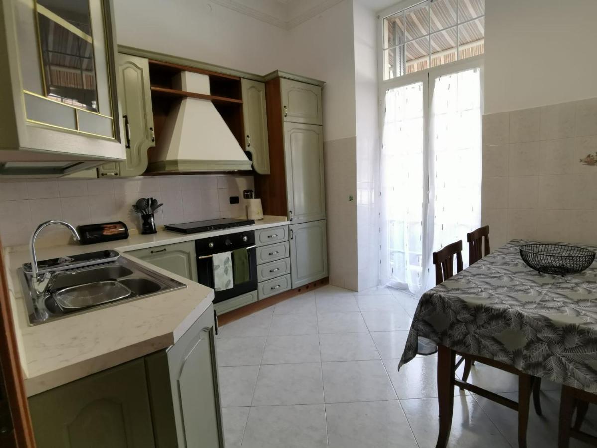 Apartmán Casa In Centro Ventimiglia Exteriér fotografie
